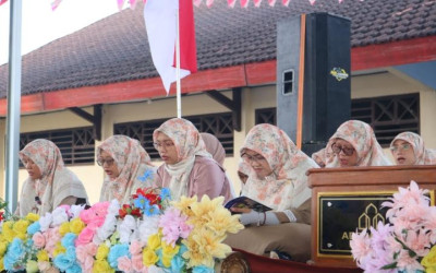 SMA Negeri 1 Kandangan Gelar Peringatan Maulid Nabi ke-1447 H dengan Khidmat dan Meriah
